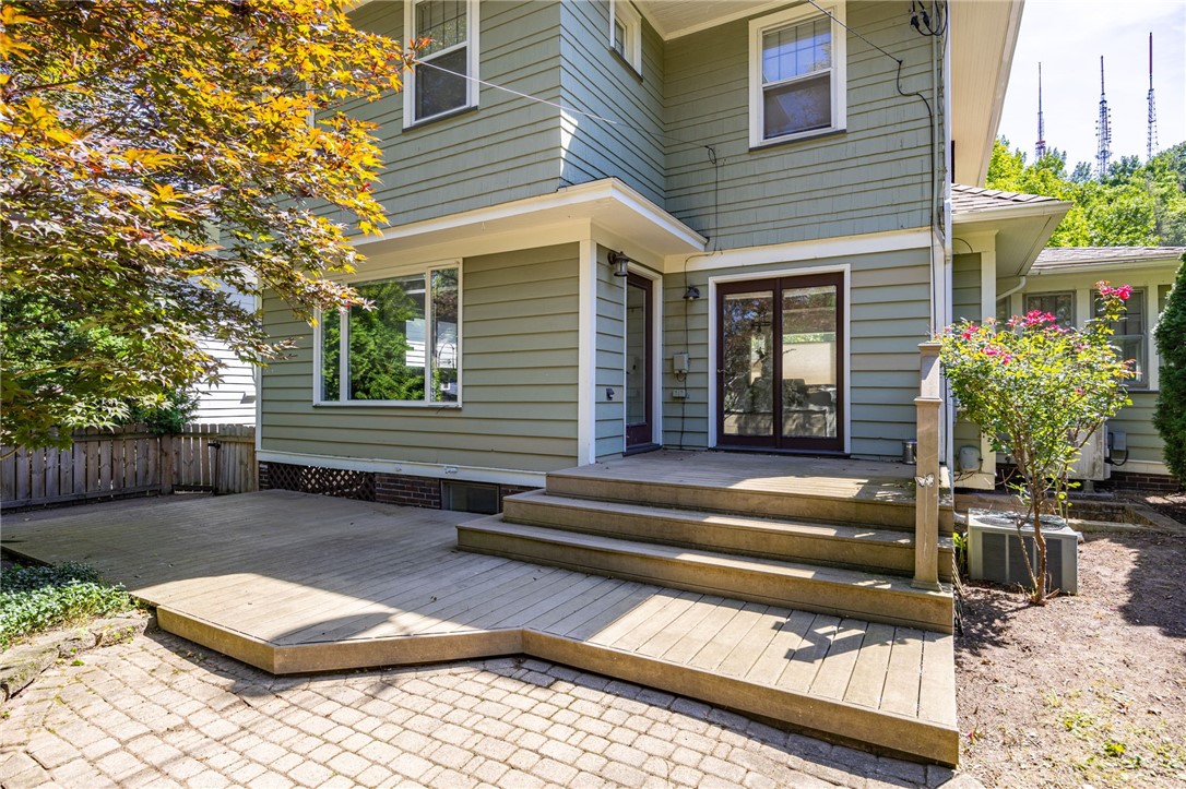 215 Crosman Terrace Rochester, NY 14620 - Photo 33 of 36 Gallery Image 33