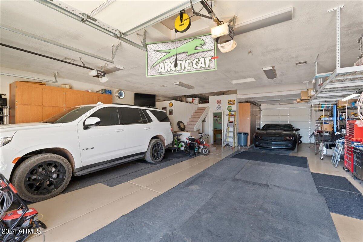 1706 West Parsons Road Phoenix, AZ 85085 - Photo 47 of 58 31-Garage
