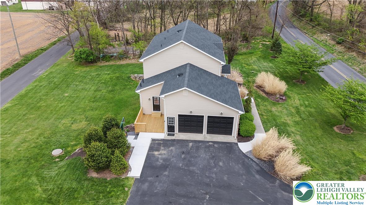2575 Huckleberry Road Allentown, PA 18104 - Photo 5 of 57