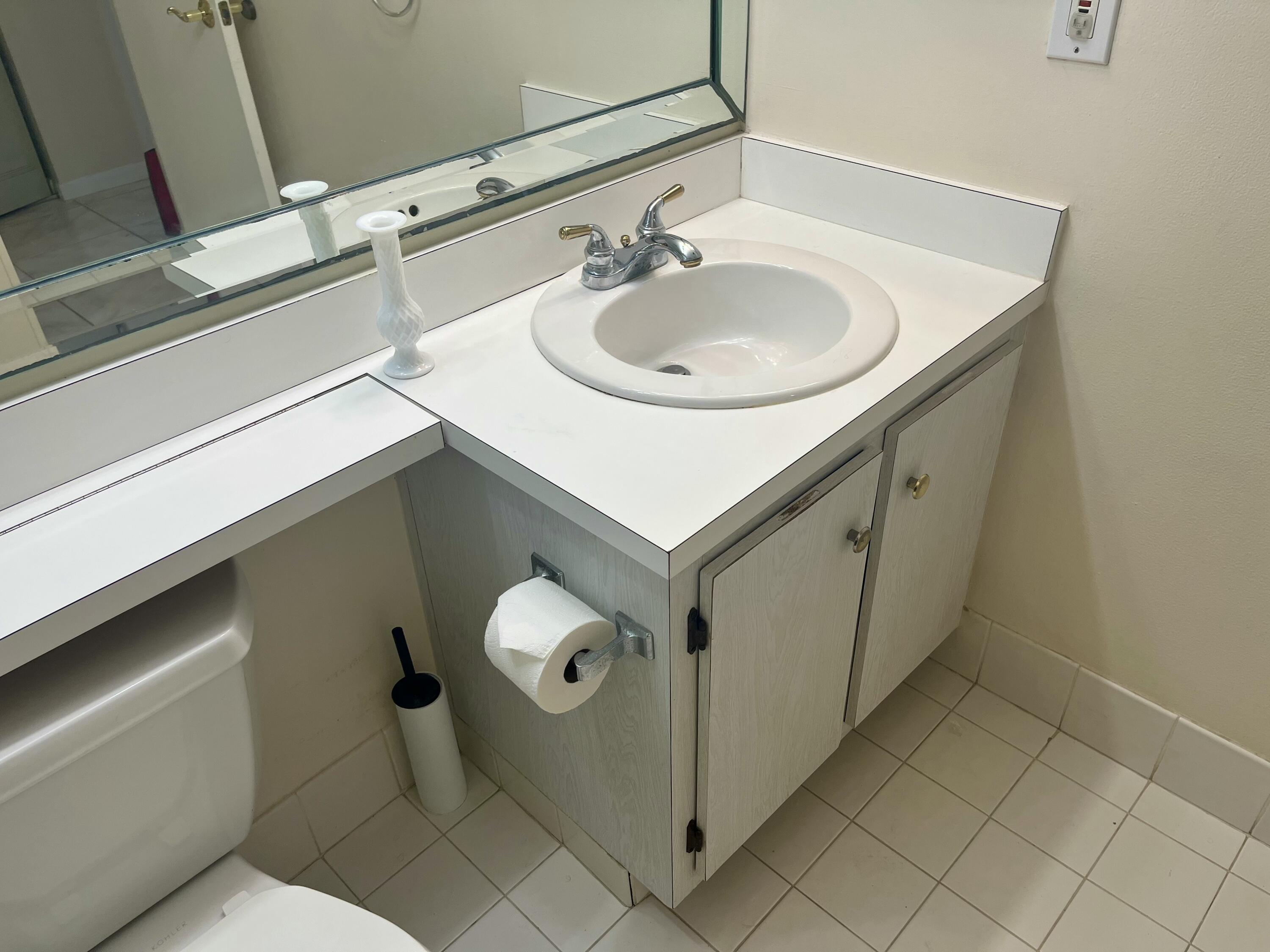 536 Shady Pine Way, Unit C2 Greenacres, FL 33415 - Photo 21 of 28 IMG_5973