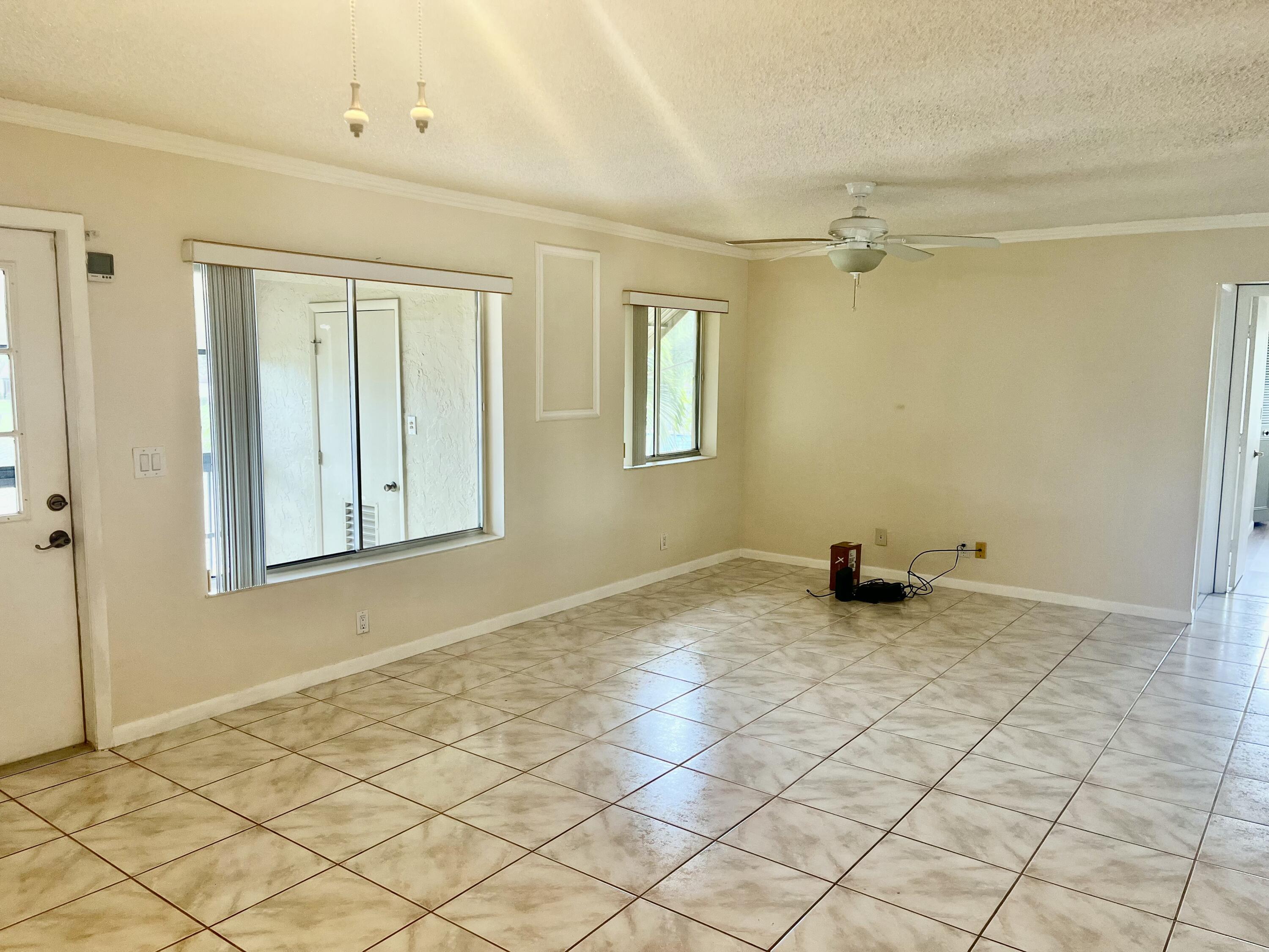536 Shady Pine Way, Unit C2 Greenacres, FL 33415 - Photo 8 of 28 IMG_5959