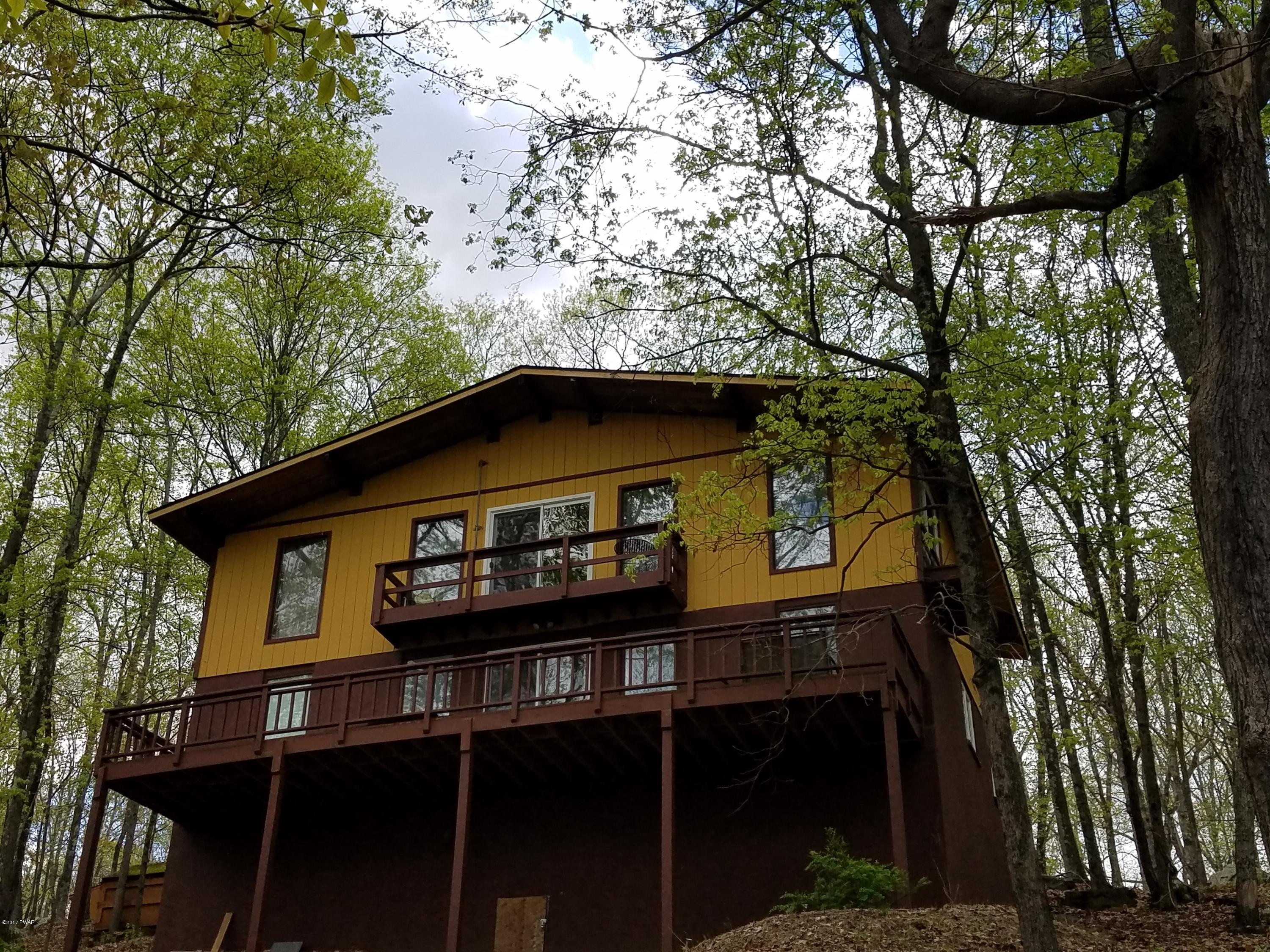 104 Lower Chipmunk Court Bushkill, PA 18324 - Photo 6 of 19