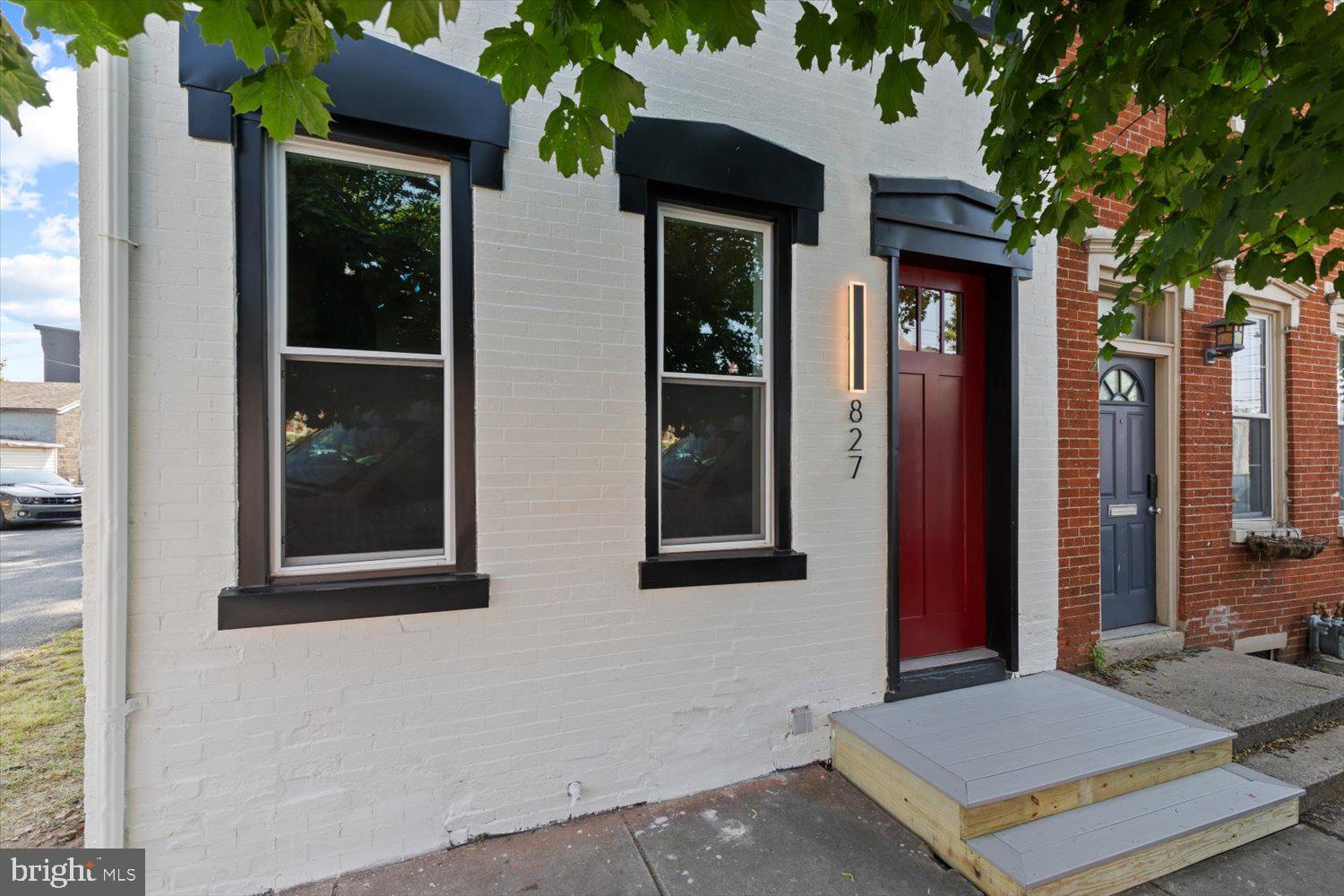 827 North Queen Street Lancaster, PA 17603 - Photo 1 of 23