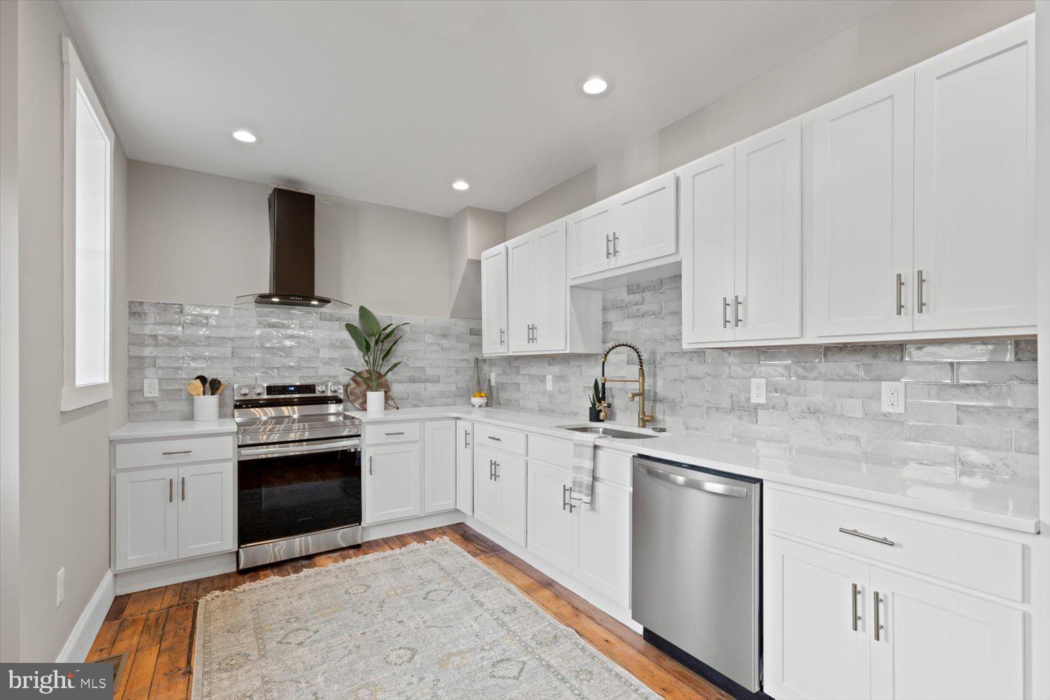 827 North Queen Street Lancaster, PA 17603 - Photo 7 of 23