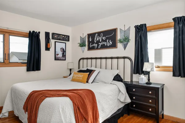 $274,900 | 26 7th Avenue Southeast, Mayville, ND 58257