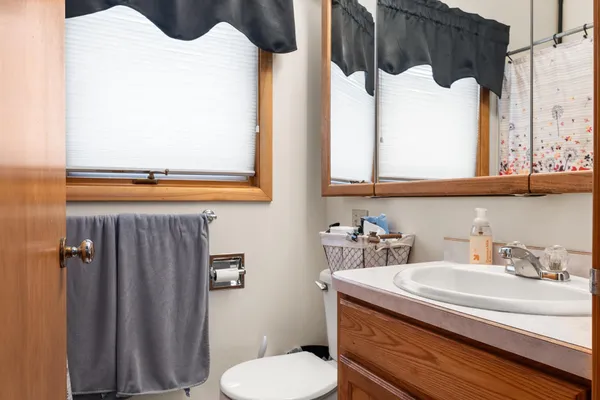 $274,900 | 26 7th Avenue Southeast, Mayville, ND 58257