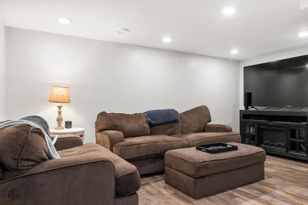 $274,900 | 26 7th Avenue Southeast, Mayville, ND 58257