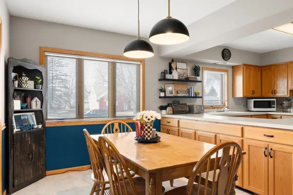 $274,900 | 26 7th Avenue Southeast, Mayville, ND 58257