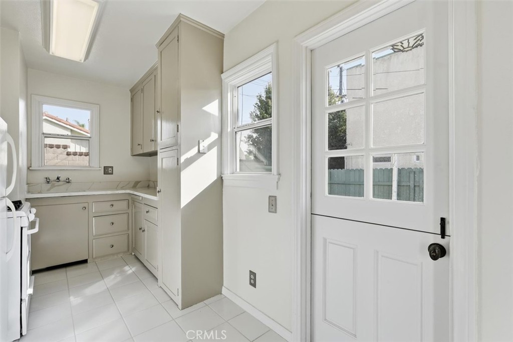 650 Roycroft Avenue Long Beach, CA 90814 - Photo 36 of 50