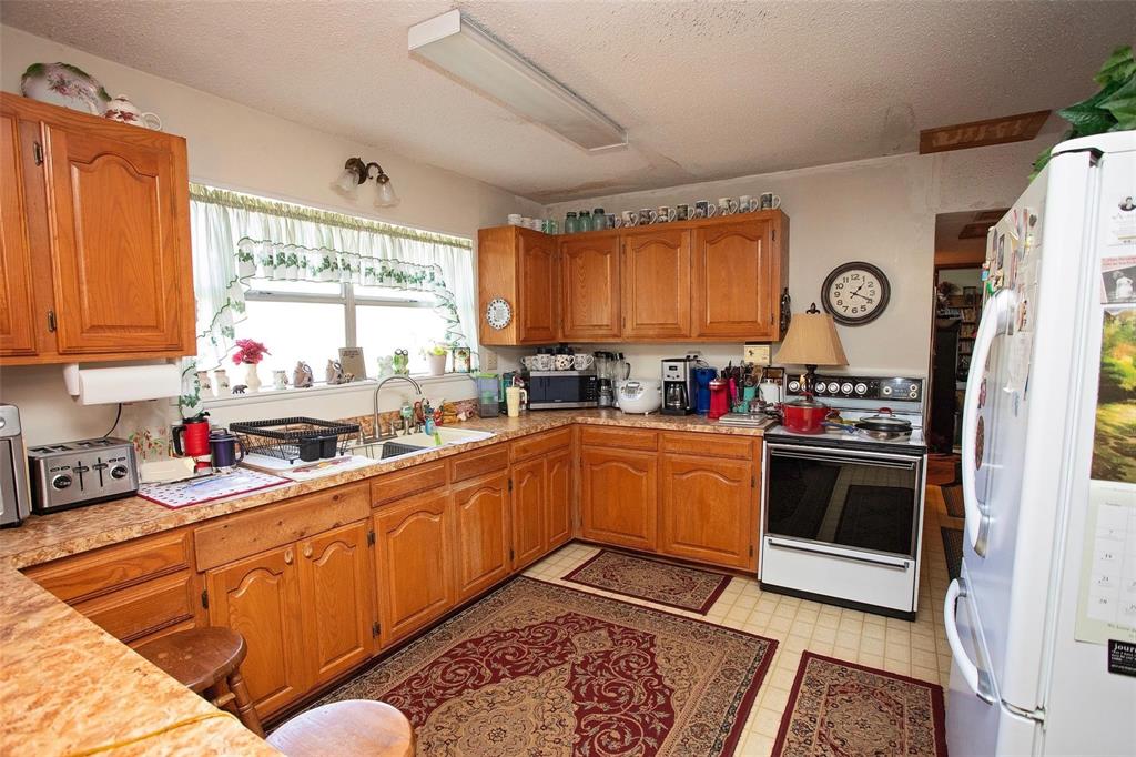 1115 Old Jacksboro Road Graham, TX 76450 - Photo 4 of 14