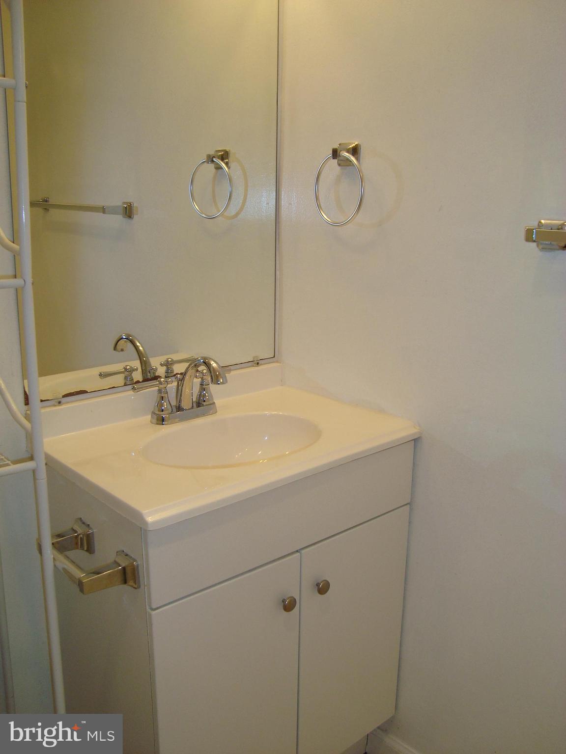 17816 Buehler Road, Unit 1B1 Olney, MD 20832 - Photo 23 of 49 Gallery Image 23