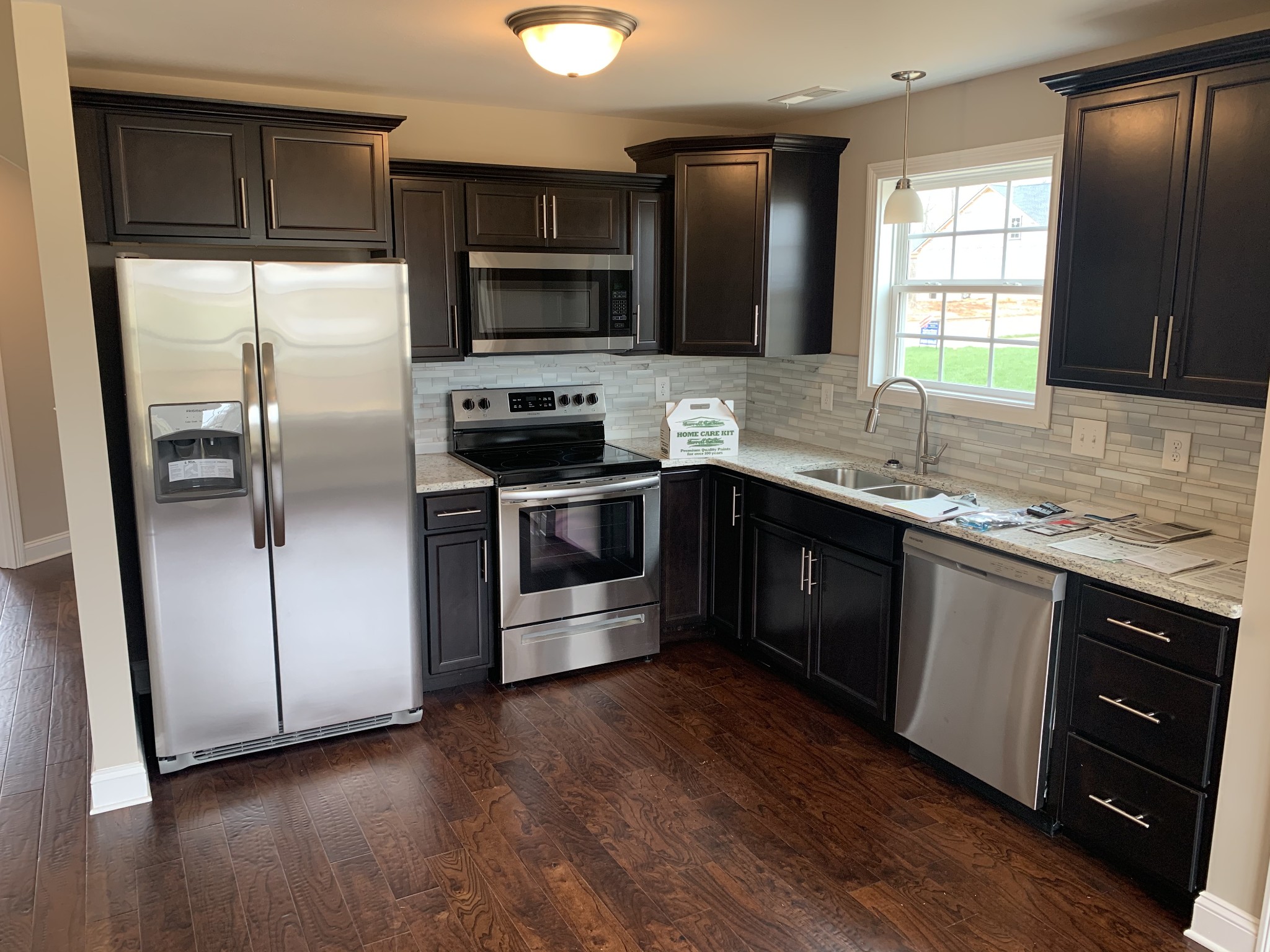 78 Gratton Road Clarksville, TN 37043 - Photo 4 of 14 Gallery Image 4