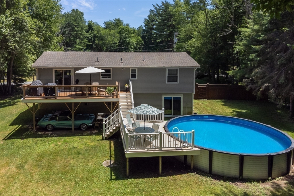 77 Locust Street Freetown, MA 02702 - Photo 5 of 37