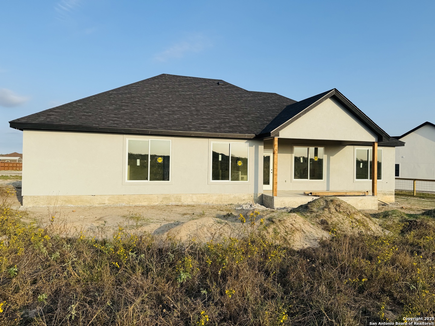 133 Merion Lane La Vernia, TX 78121 - Photo 18 of 18 a front view of house with yard