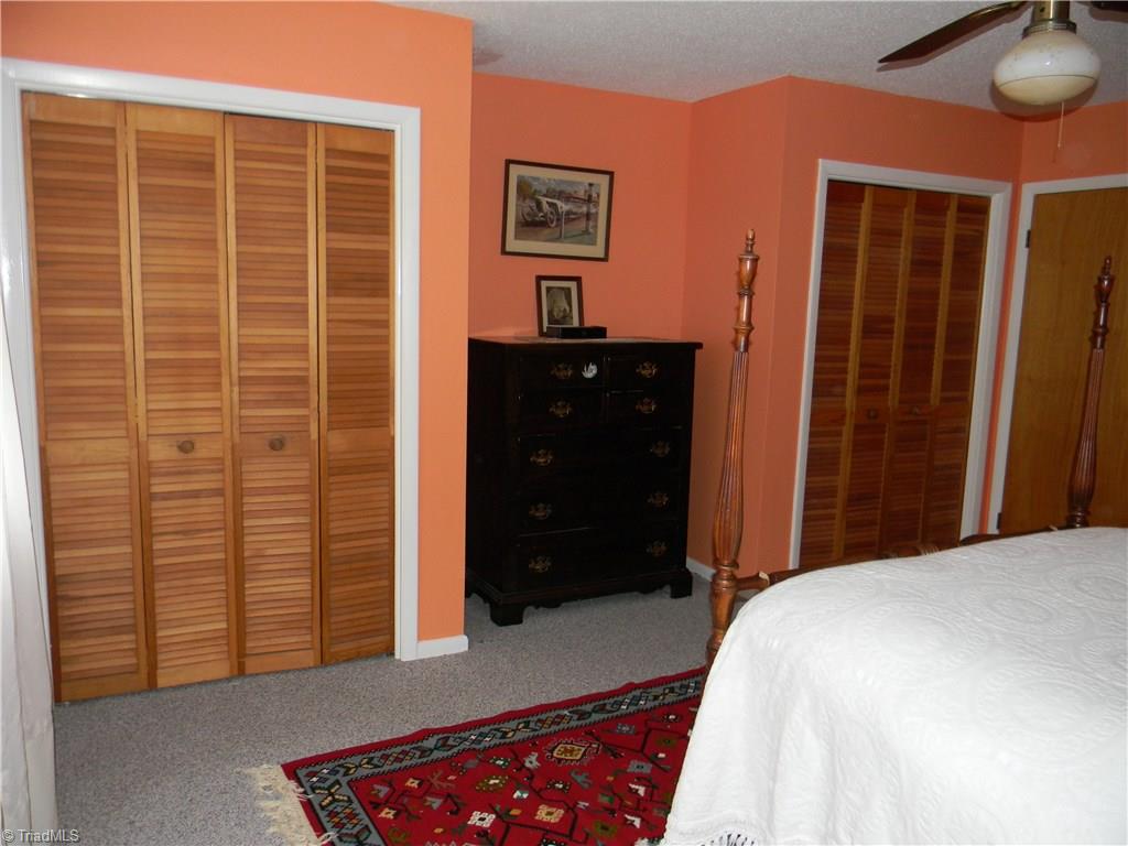 5721 Drake Road Greensboro, NC 27406 - Photo 18 of 30 Gallery Image 18