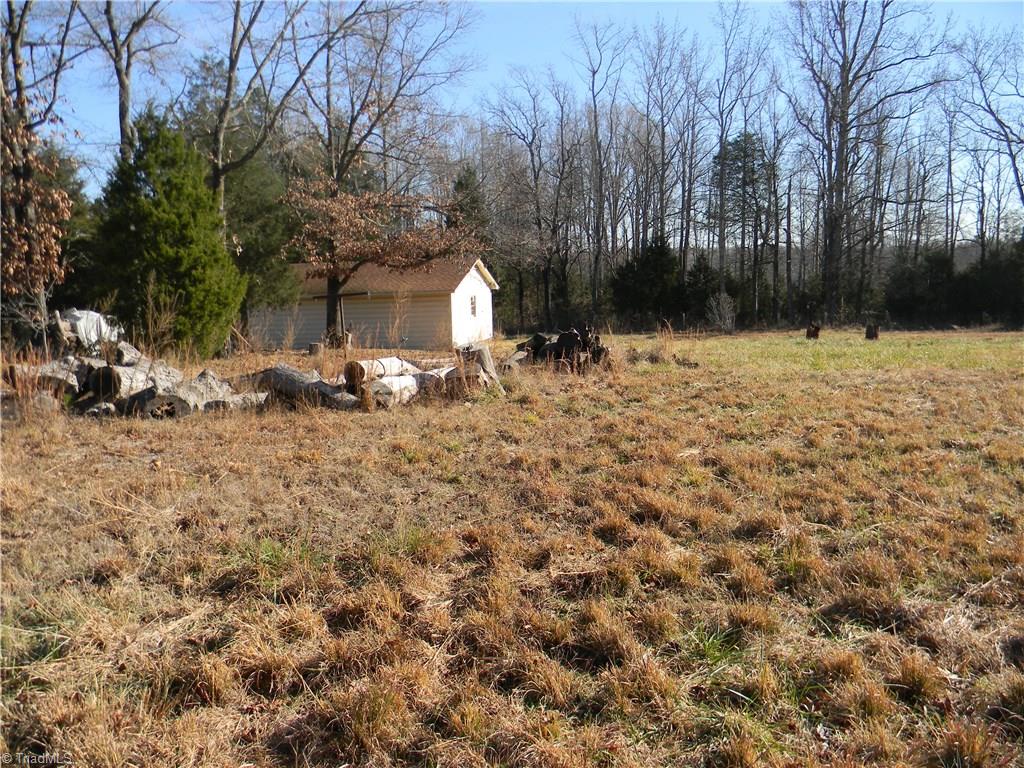 5721 Drake Road Greensboro, NC 27406 - Photo 6 of 30 Gallery Image 6