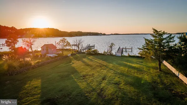 $799,900 | 16460 Sayre Point Lane, Piney Point, MD 20674