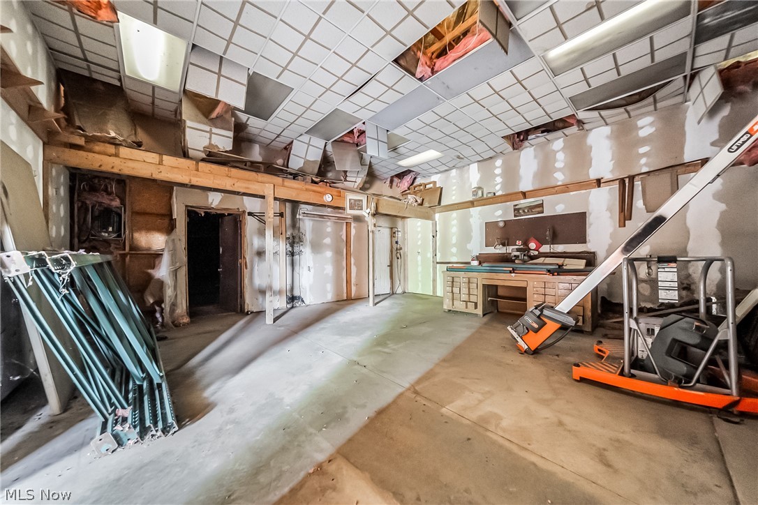 4335 Case Road Avon, OH 44011 - Photo 36 of 42 Gallery Image 36
