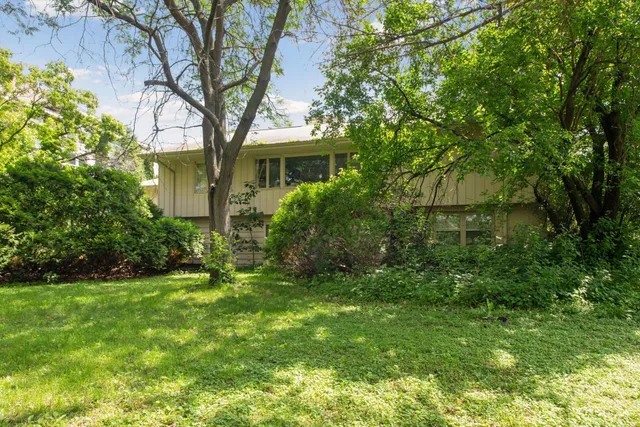 $895,000 | 1065 Colby Street, St. Paul, MN 55116