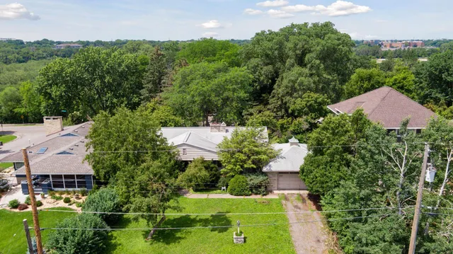 $895,000 | 1065 Colby Street, St. Paul, MN 55116