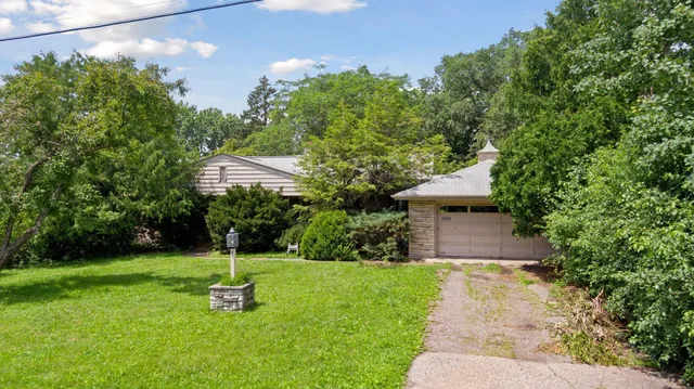 $895,000 | 1065 Colby Street, St. Paul, MN 55116