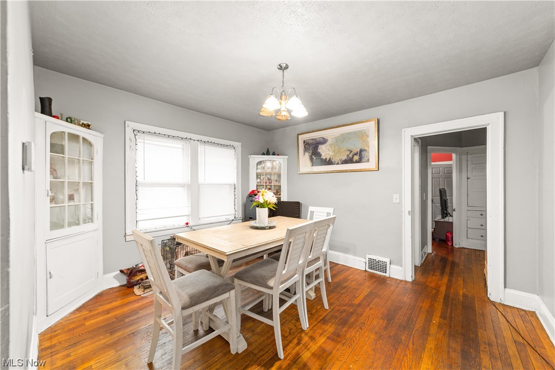 3435 Altamont Road Cleveland Heights, OH 44118 - Photo 4 of 35 Gallery Image 4