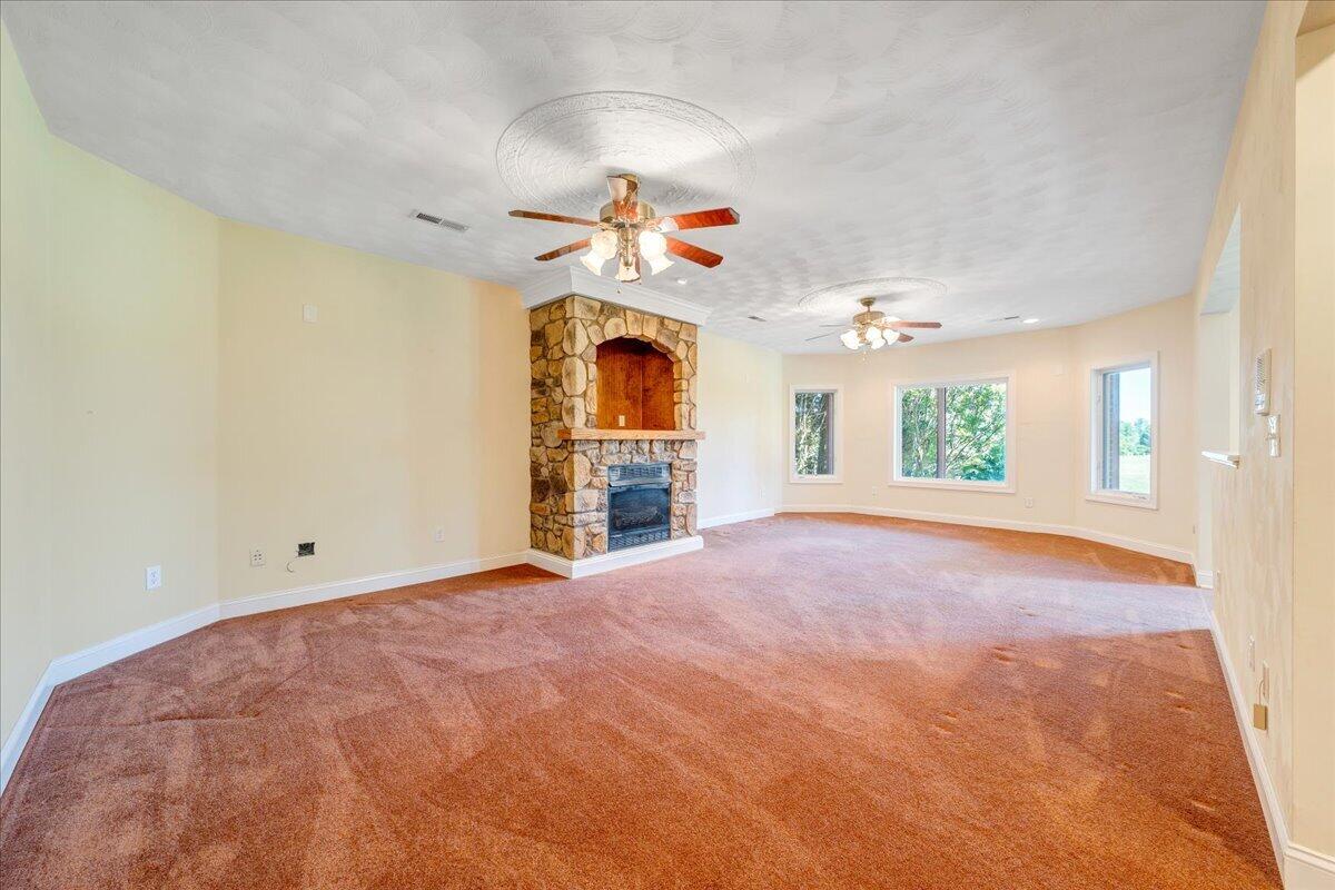 625 Frontier Way Fincastle, VA 24090 - Photo 61 of 105 063-MIB02881