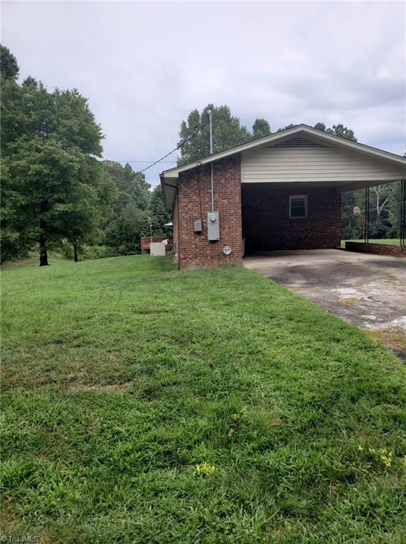 270 Boggs Road Thomasville, NC 27360 - Photo 1 of 20 Gallery Image 1