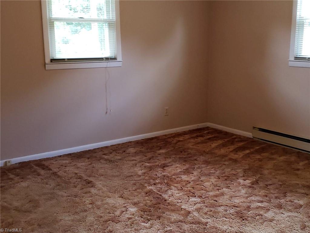 270 Boggs Road Thomasville, NC 27360 - Photo 12 of 20 Gallery Image 12