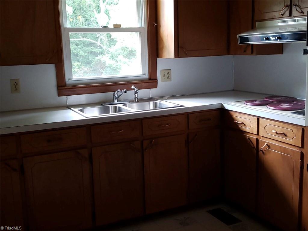 270 Boggs Road Thomasville, NC 27360 - Photo 19 of 20 Gallery Image 19