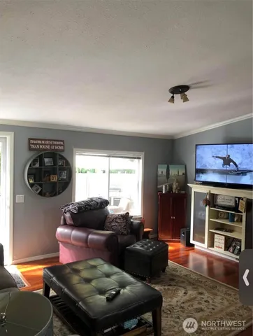 $177,000 | 15253 Pine Drive, Renton, WA 98058