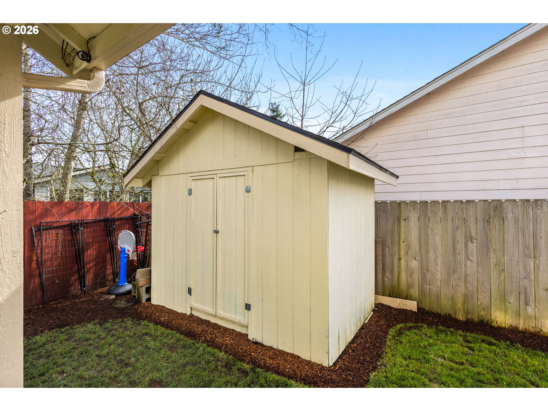 4820 Rebecca Street Northeast Salem, OR 97305 - Photo 28 of 30 a view of outdoor space and yard