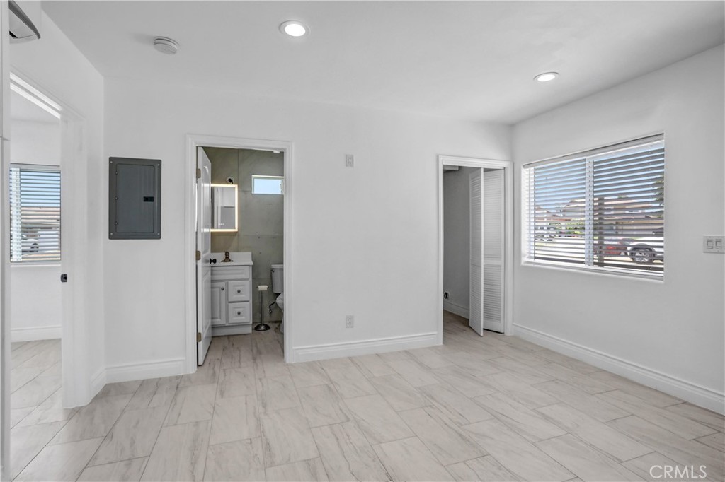 857 South Idyllwild Avenue, Unit 2 Rialto, CA 92376 - Photo 5 of 16