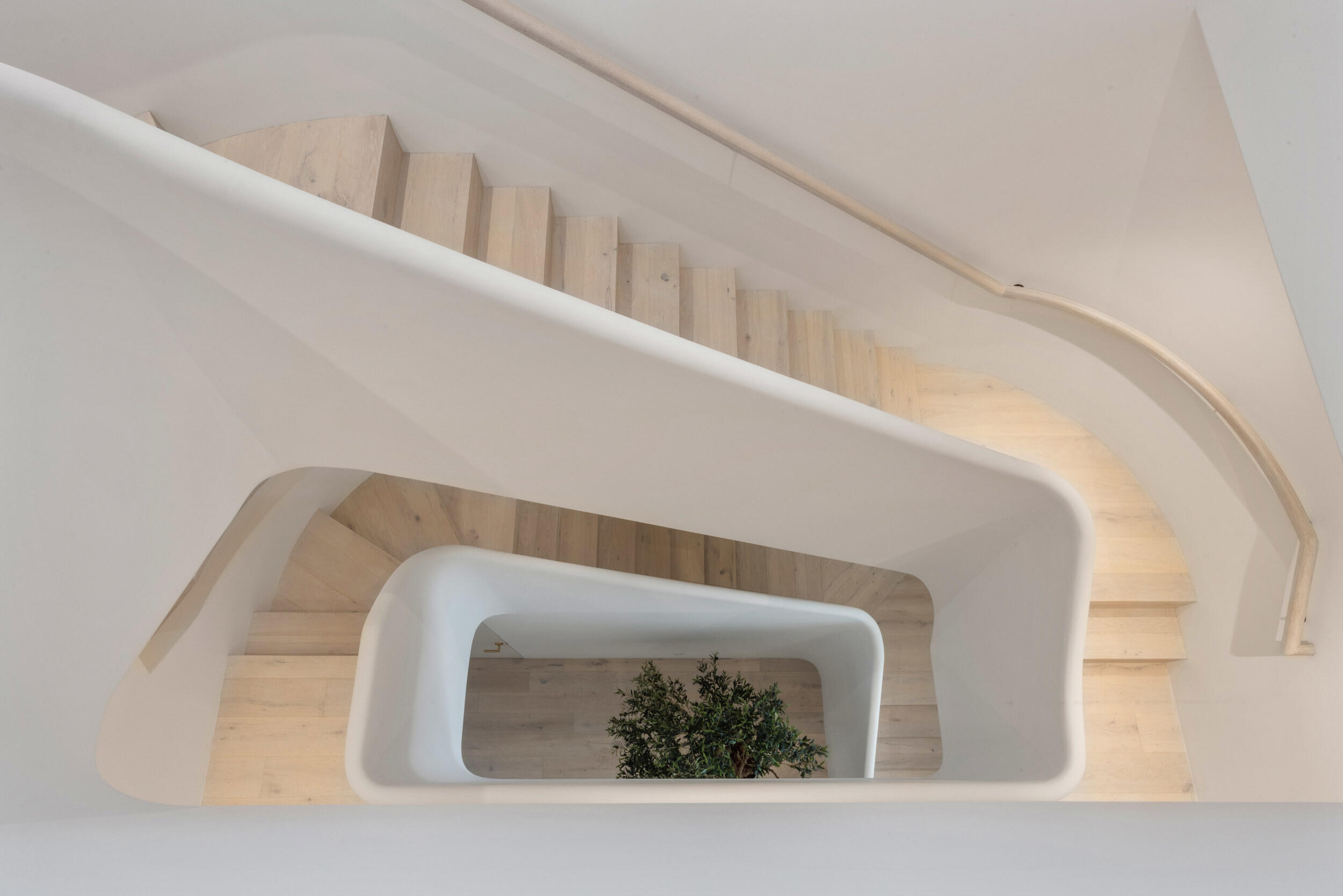 1252 George Bush Boulevard Delray Beach, FL 33483 - Photo 41 of 63 Artistic Stair Case