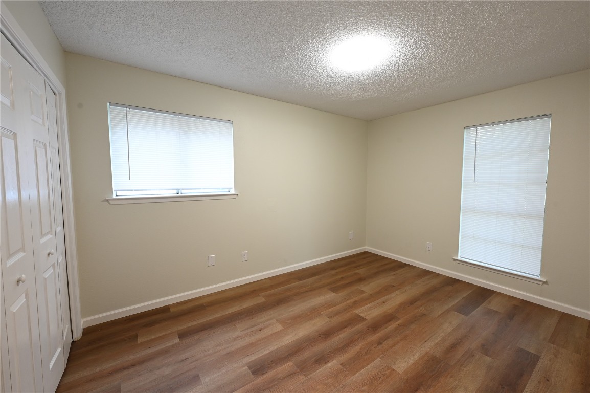 9715 Oak Hollow Drive Austin, TX 78758 - Photo 12 of 15