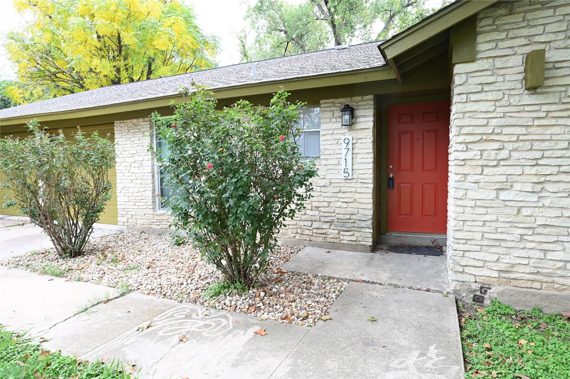 9715 Oak Hollow Drive Austin, TX 78758 - Photo 15 of 15