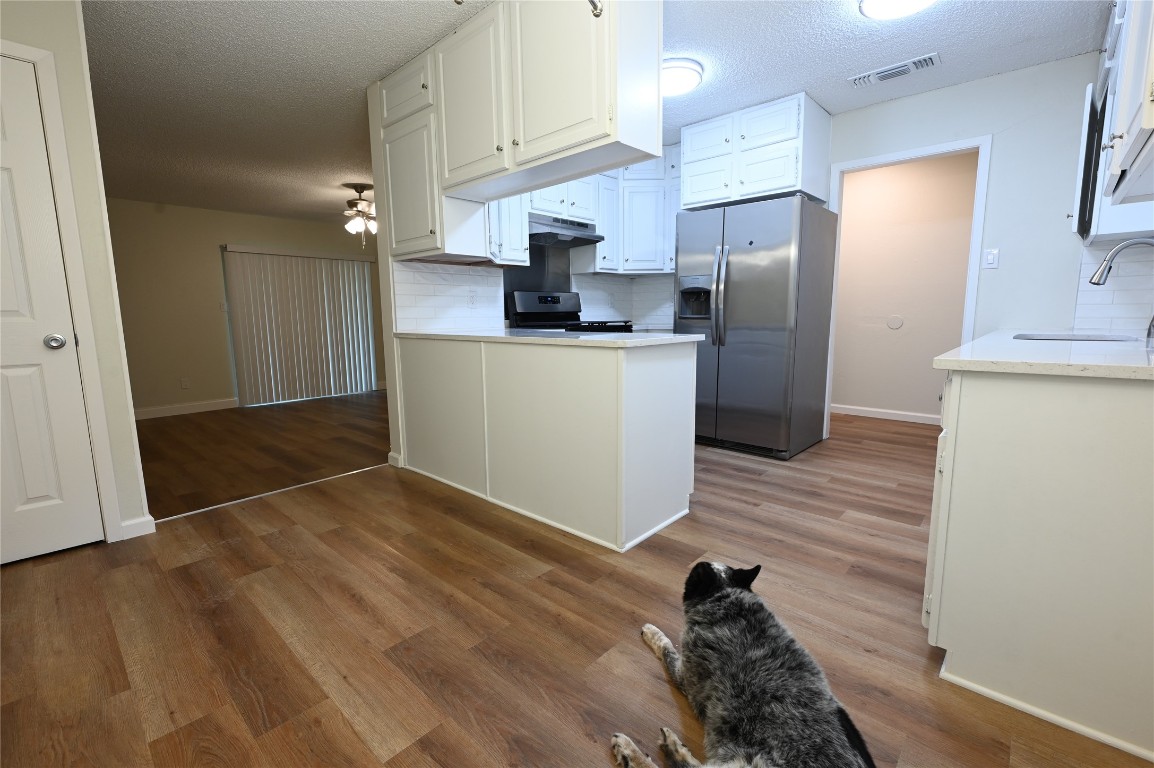 9715 Oak Hollow Drive Austin, TX 78758 - Photo 5 of 15