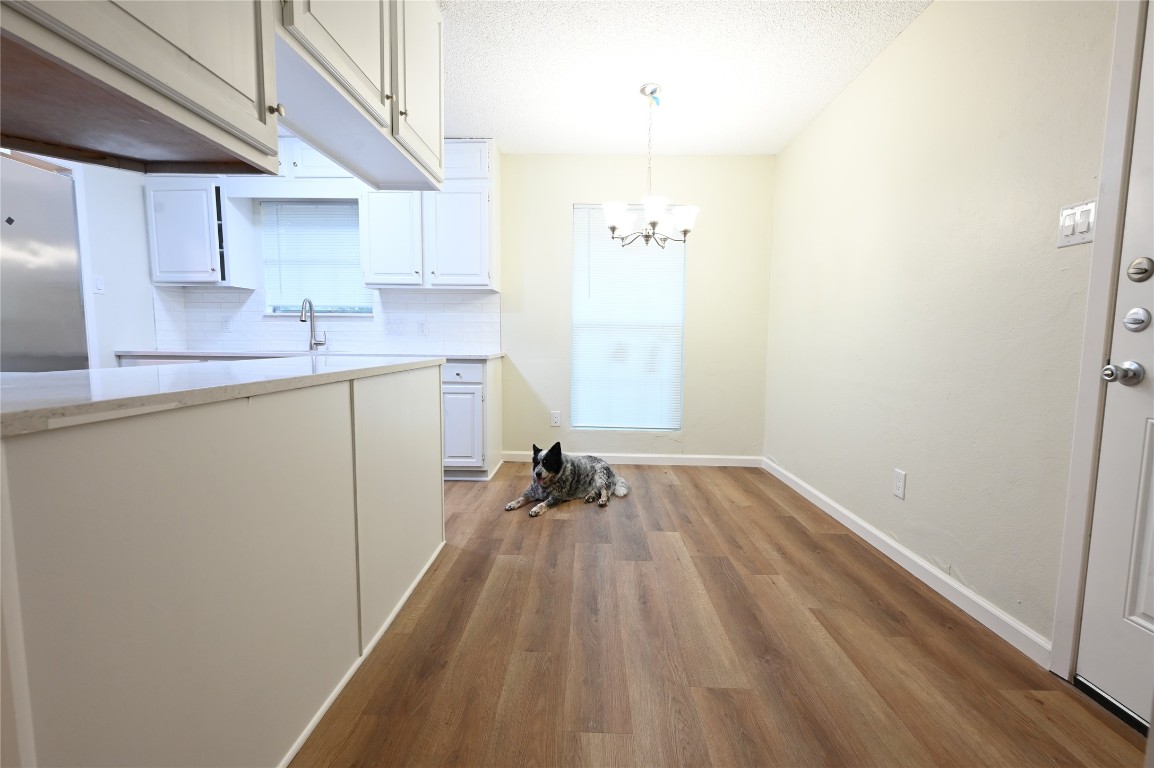 9715 Oak Hollow Drive Austin, TX 78758 - Photo 6 of 15