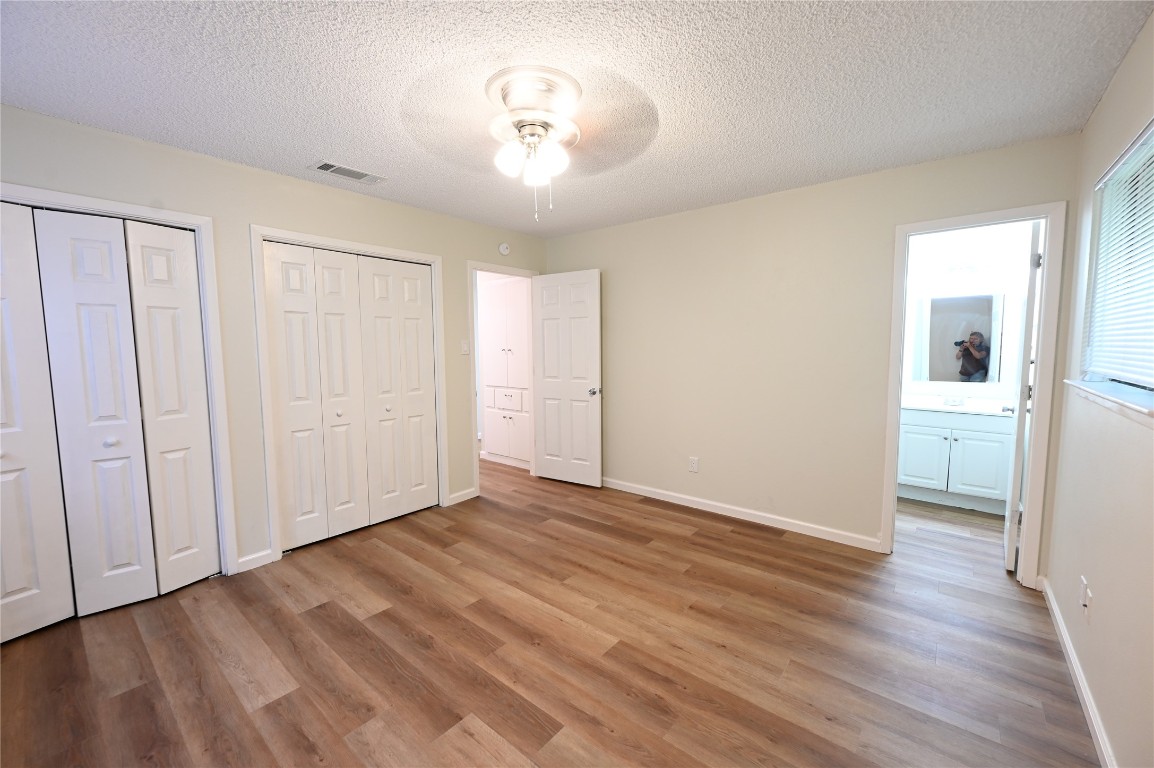 9715 Oak Hollow Drive Austin, TX 78758 - Photo 9 of 15