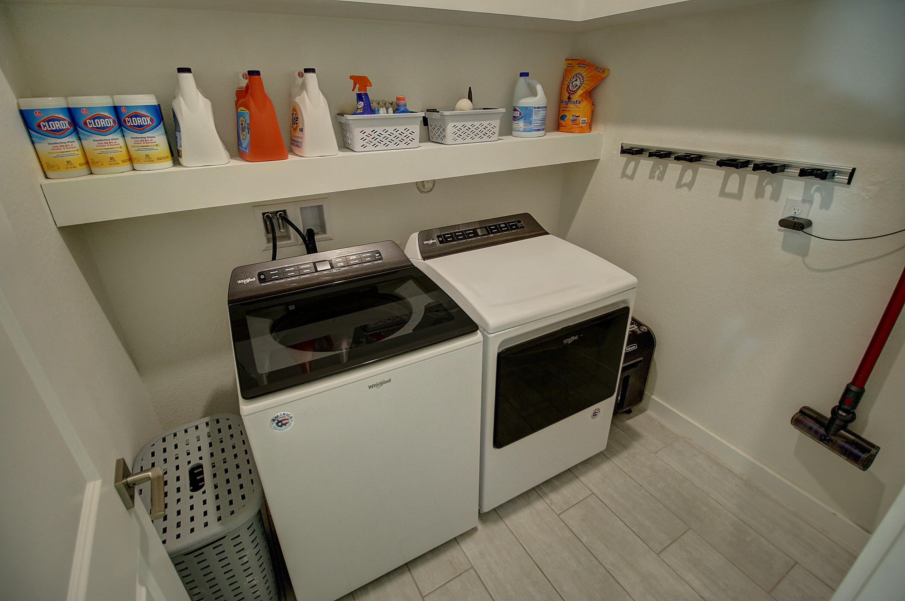19590 Weathervane Way Loxahatchee, FL 33470 - Photo 21 of 46 Laundry Room