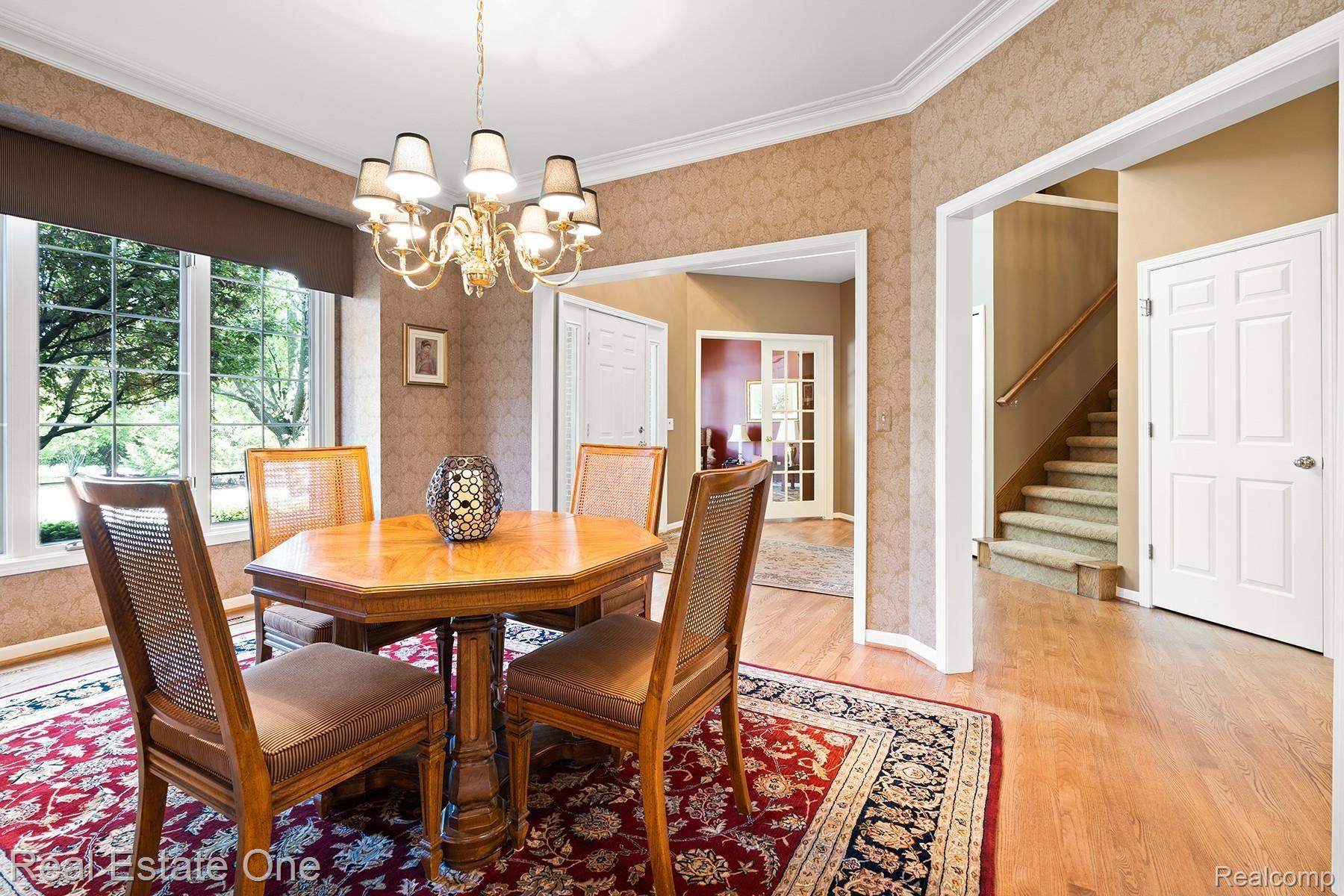 1112 Waycroft Court Rochester, MI 48307 - Photo 9 of 63 DSC03411mls.jpg