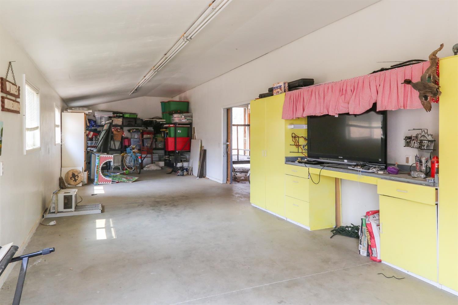 22460 Homestead Road Clovis, CA 93619 - Photo 50 of 66 Gallery Image 50