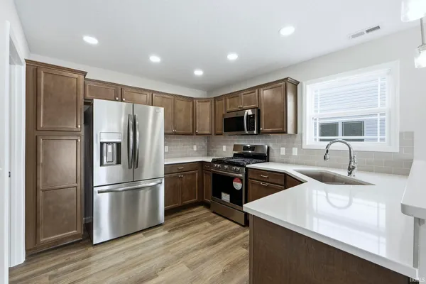 $319,900 | 215 Latigo Lane, Garrett, IN 46738