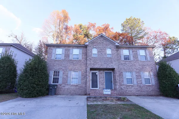 $1,400 | 4275 Williamsbrook Lane, Unit A, Greenville, NC 27858
