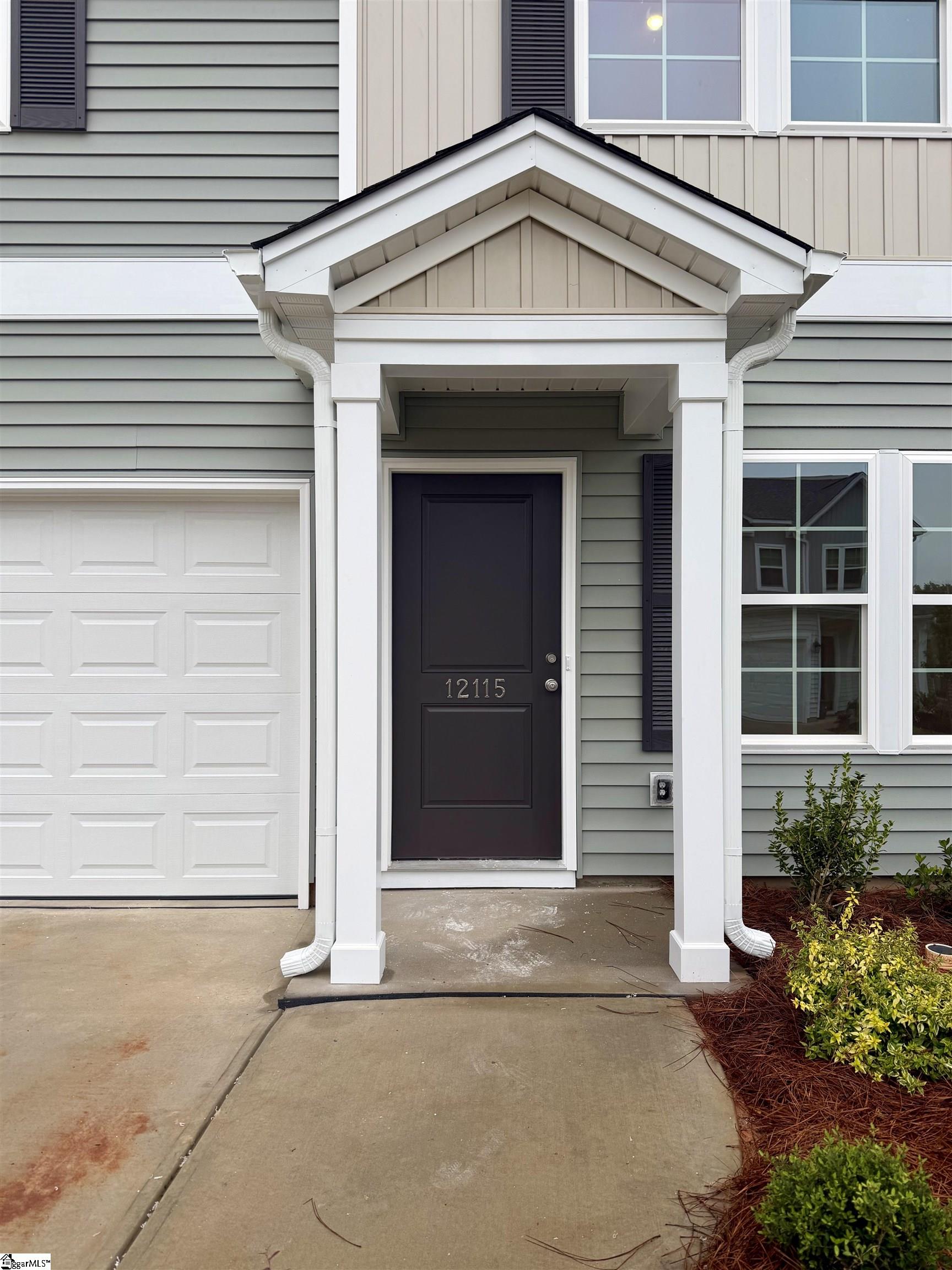 12115 Lansbury Drive Inman, SC 29349 - Photo 2 of 36
