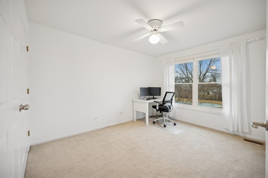851 Old Checker Road Buffalo Grove, IL 60089 - Photo 16 of 27 Gallery Image 16
