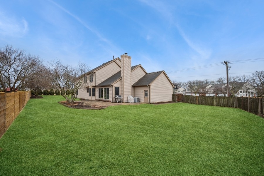 851 Old Checker Road Buffalo Grove, IL 60089 - Photo 22 of 27 Gallery Image 22