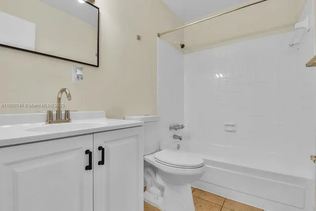 $410,000 | 18947 Northwest 45th Avenue, Miami Gardens, FL 33055