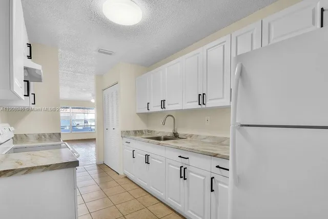 $410,000 | 18947 Northwest 45th Avenue, Miami Gardens, FL 33055