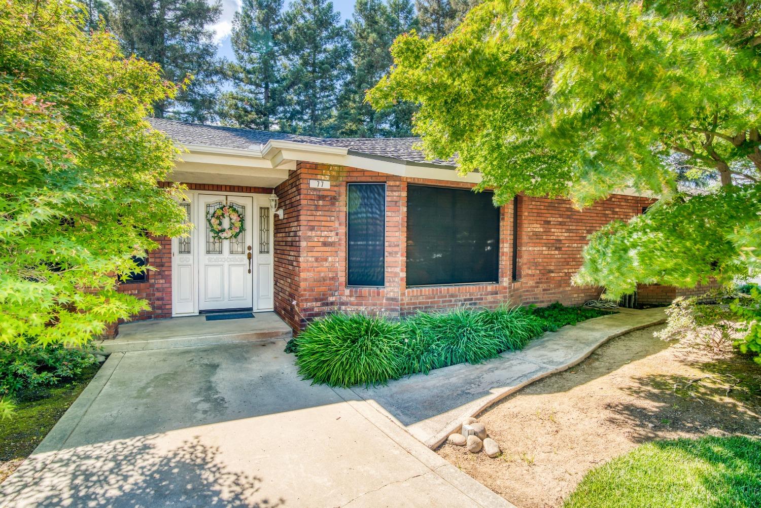 77 Post Avenue Sanger, CA 93657 - Photo 32 of 62